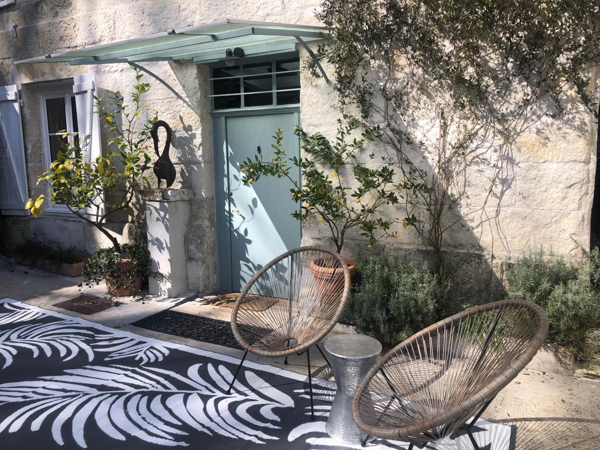 L'Heure Bleue Bed & Breakfast Saintes Exterior photo